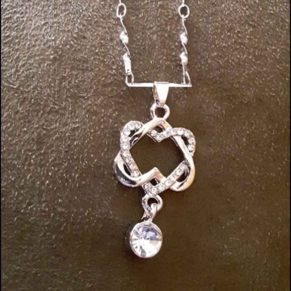 Elegant 925 Double Heart Pendant& Necklace - Picture 2 of 4